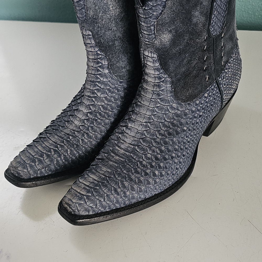 Womens Snakeskin Western Boots